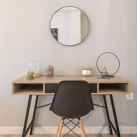Elegant & Spacious Apartment Athens