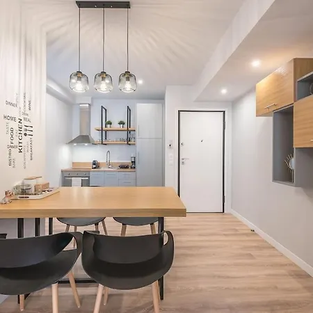 Apartment Elegant & Spacious Athens