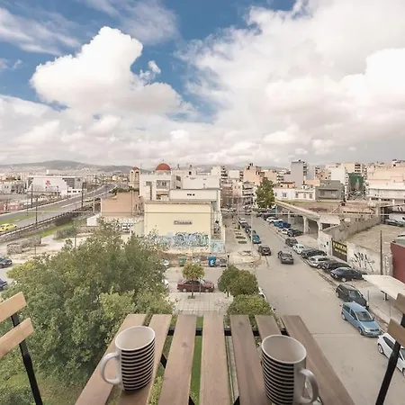 Elegant & Spacious Athens